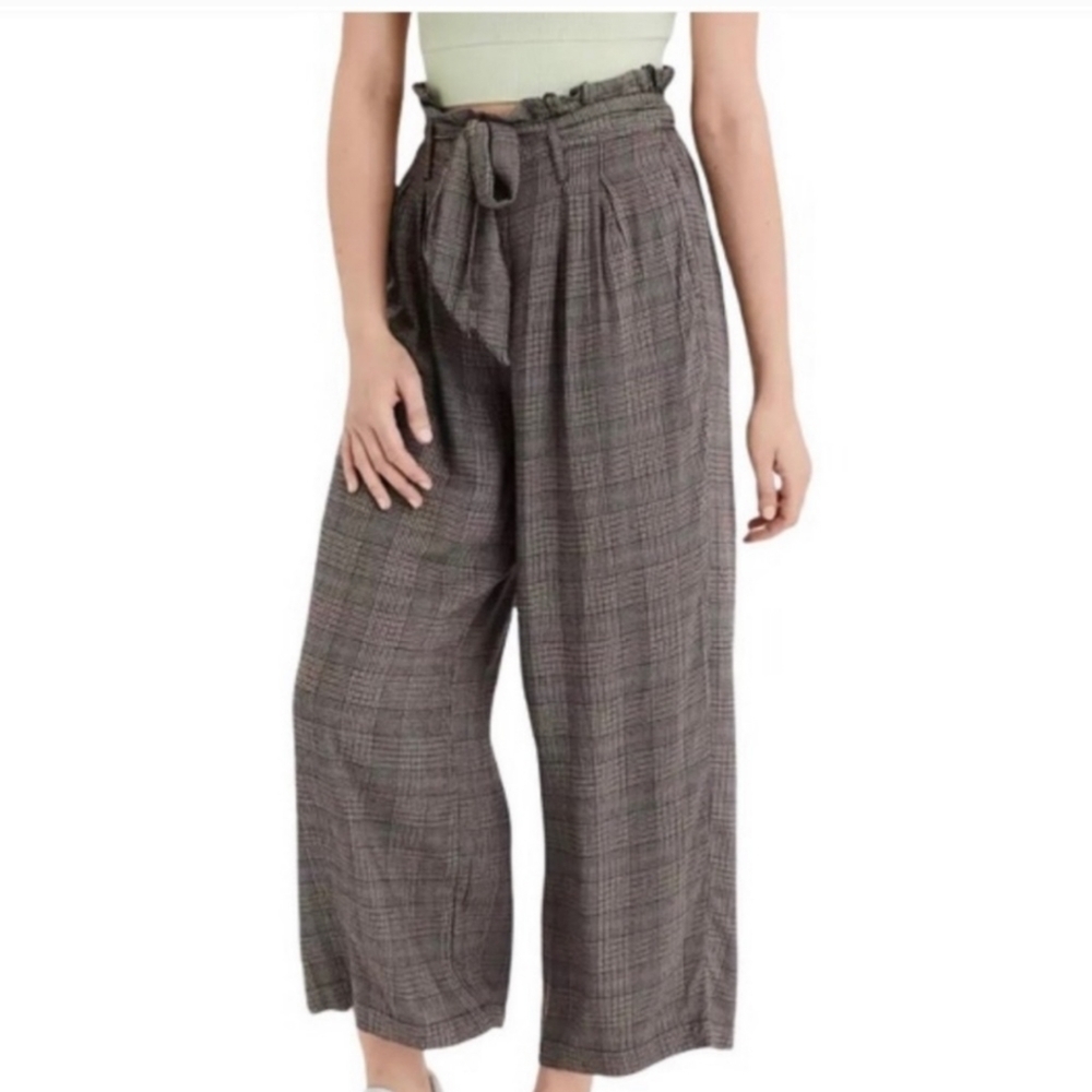 American eagle wide high-waisted wide leg pants
